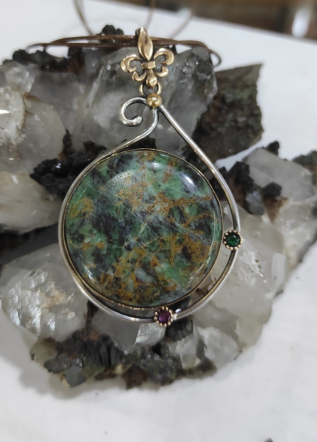 Oltu Zümrüt - Zümrüt Opal - Zümrüt Takılar