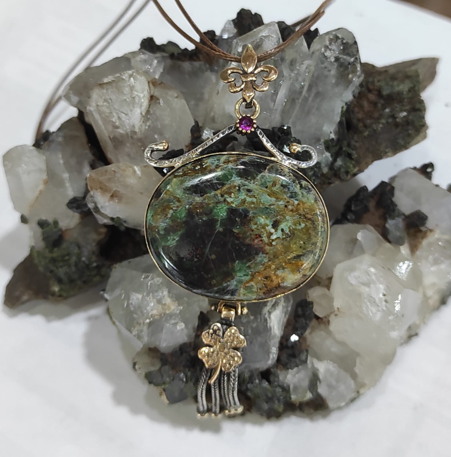 Oltu Zümrüt - Zümrüt Opal - Zümrüt Takılar