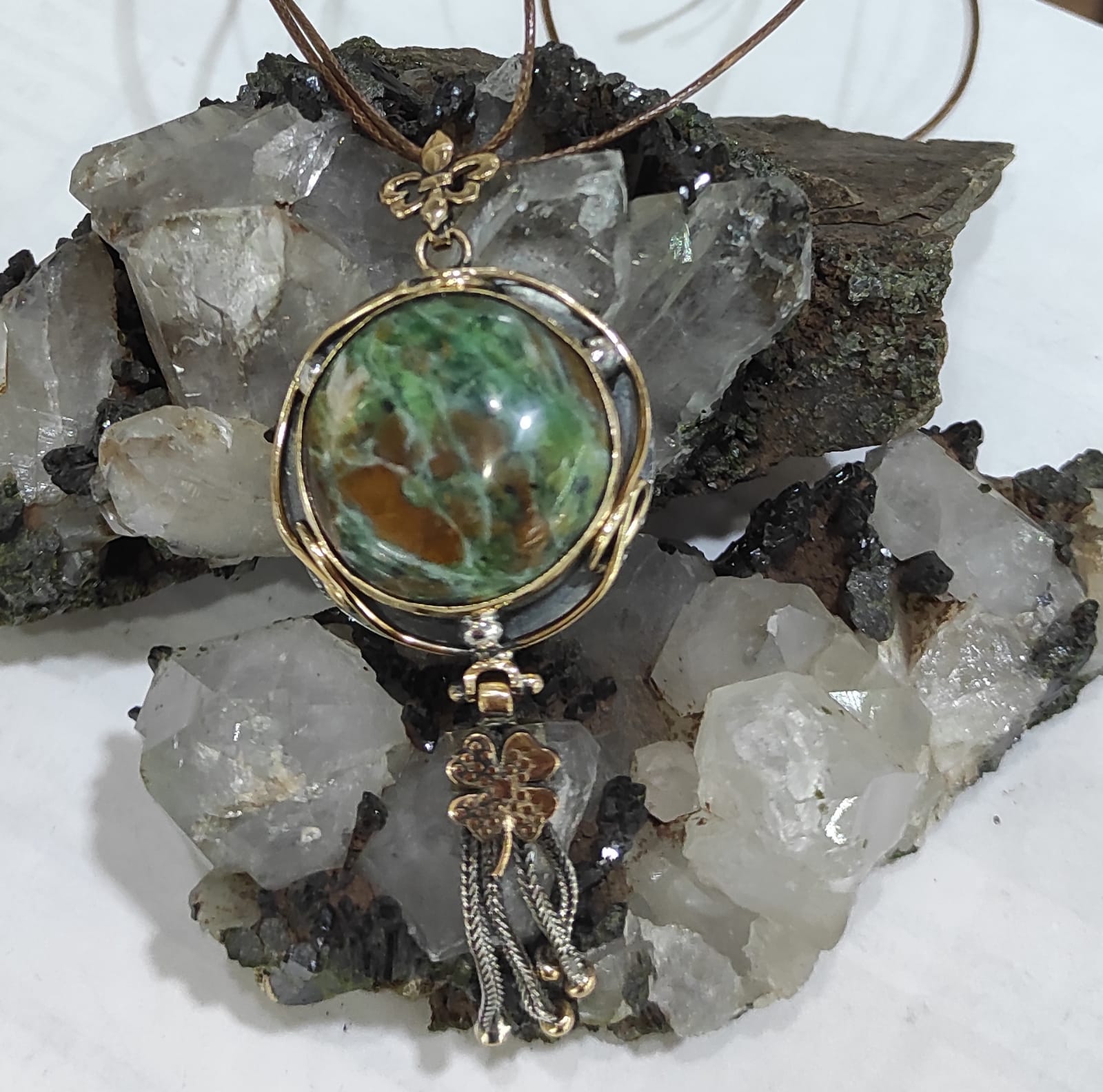 Oltu Zümrüt - Zümrüt Opal - Zümrüt Takılar