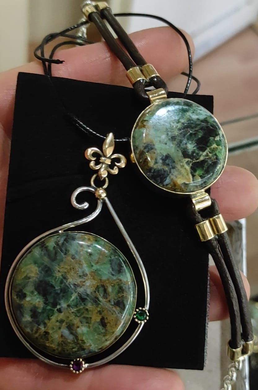 Oltu Zümrüt - Zümrüt Opal - Zümrüt Takılar