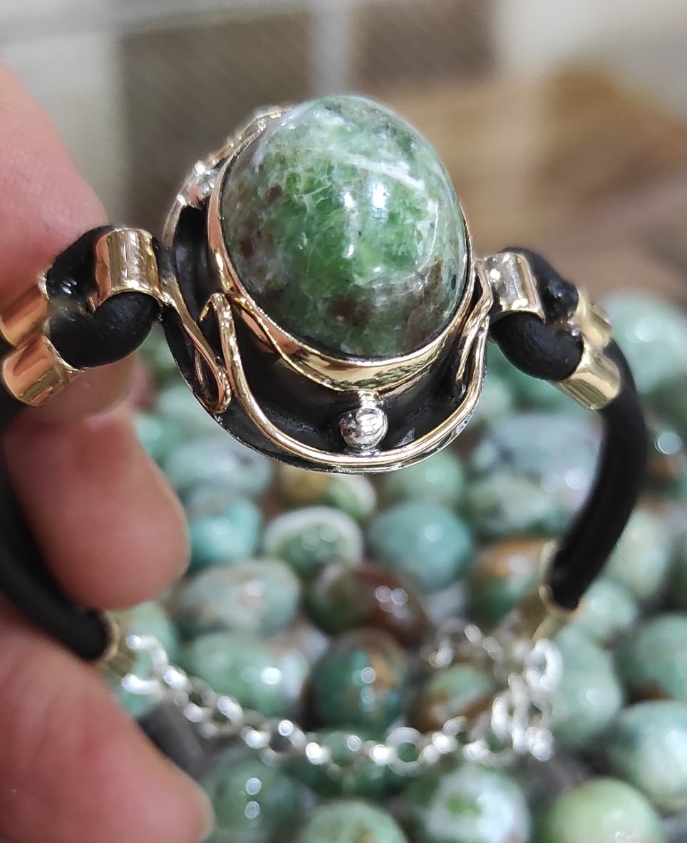 Oltu Zümrüt - Zümrüt Opal - Zümrüt Takılar